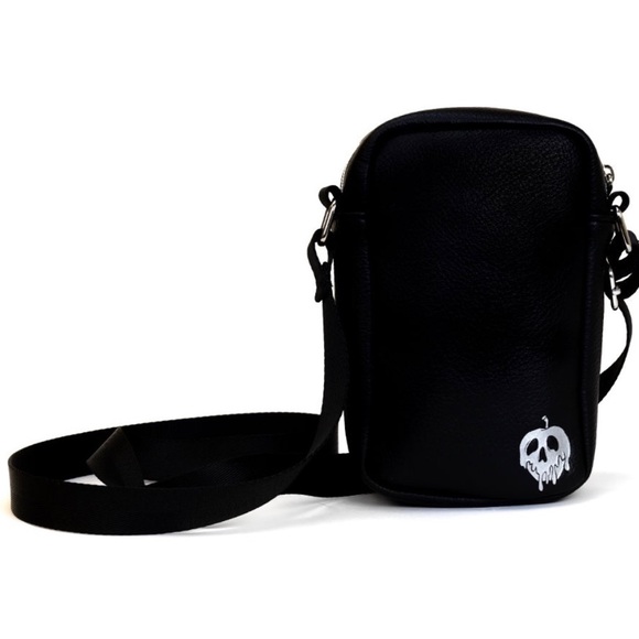 Disney Villains Snow White Evil Queen Park Crossbody Bag & Matching Wallet Set - Picture 4 of 8